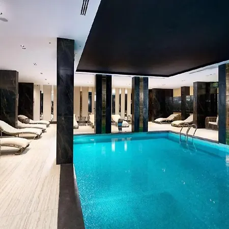 Qoople Legend 2-bedroom Premium *
