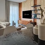 Qoople Legend 2-bedroom Premium Apartament *