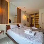 Qoople Legend 2-bedroom Premium شقة *