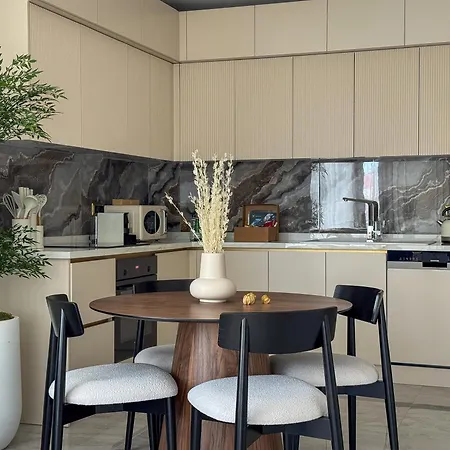 Qoople Legend 2-bedroom Premium Apartament *