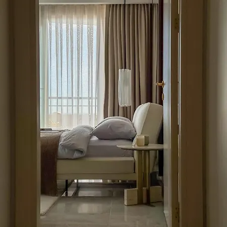 アパート Qoople Legend 2-bedroom Premium *