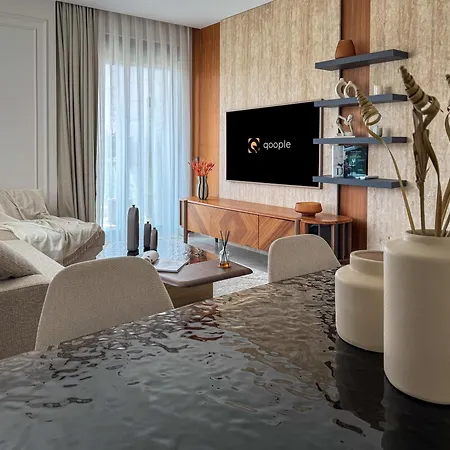 Qoople Legend 2-bedroom Premium アパート *